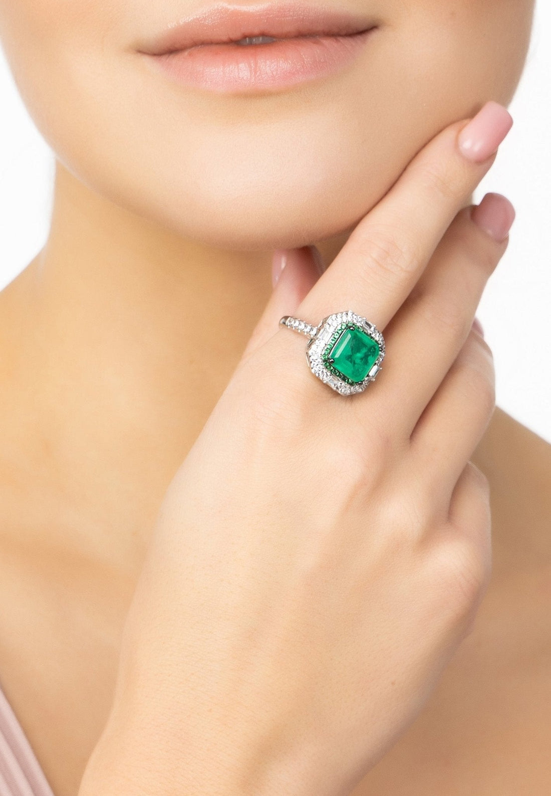 Rosalind Cocktail Ring Silver Colombian Emerald