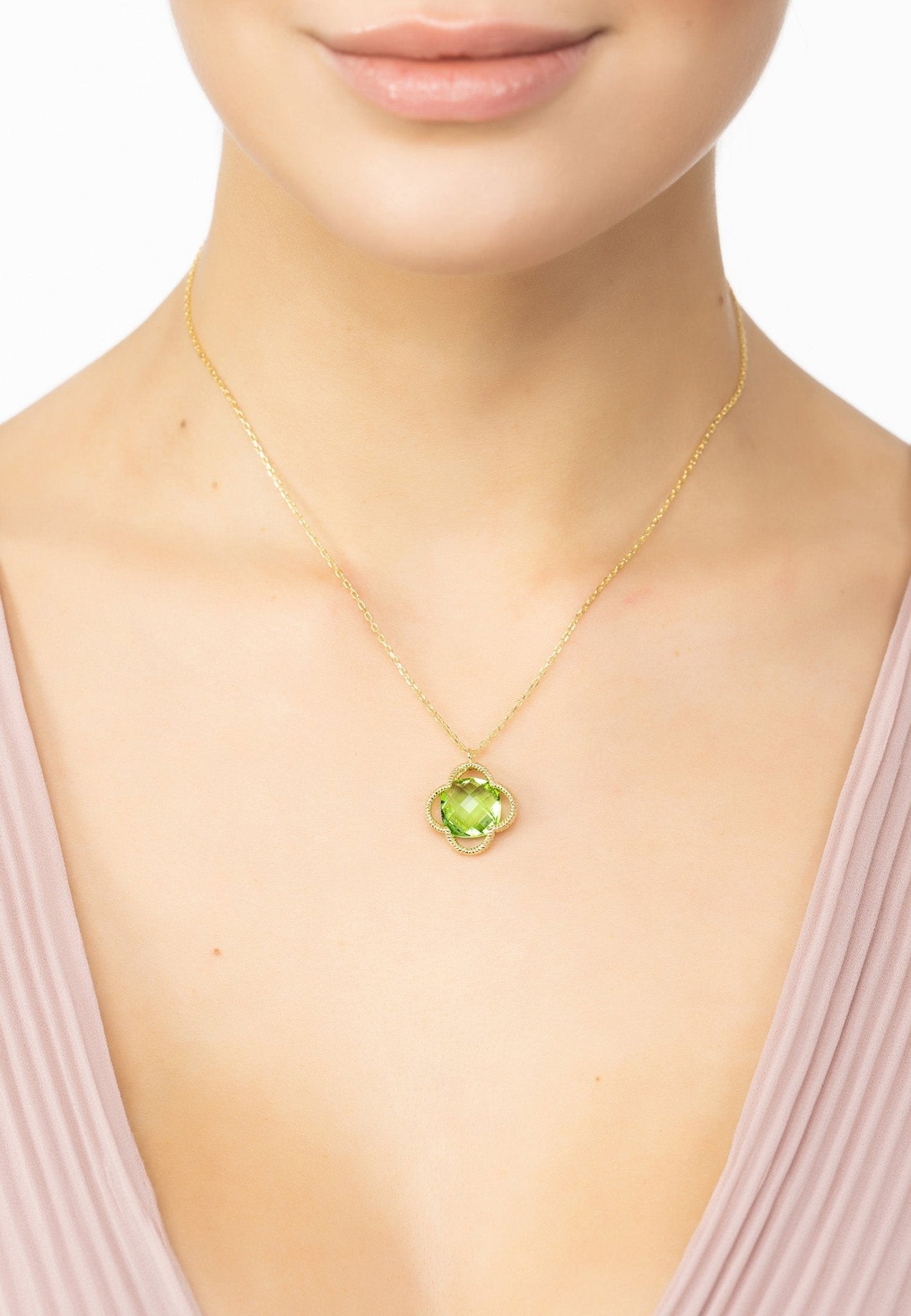 Open Clover Flower Gemstone Necklace Gold Peridot