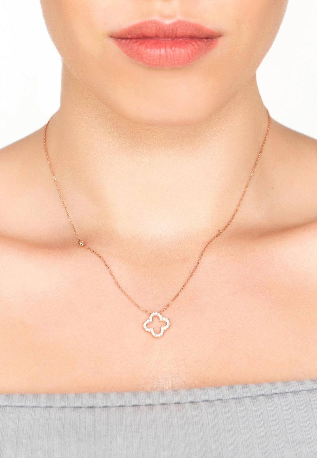 Open Clover Pendant Necklace